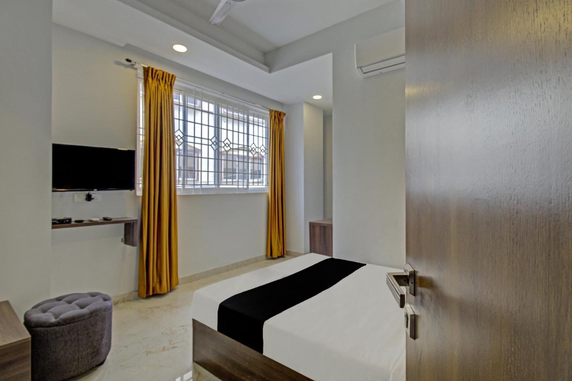 Collection O Skyline Hotel Bangalore Bagian luar foto